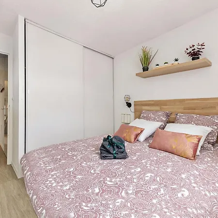 Stanford/ Cosy - Centre-ville /netflix-wifi/ Apartment